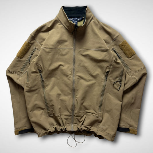 Arc’Teryx LEAF DRAC Soft-shell (2016)