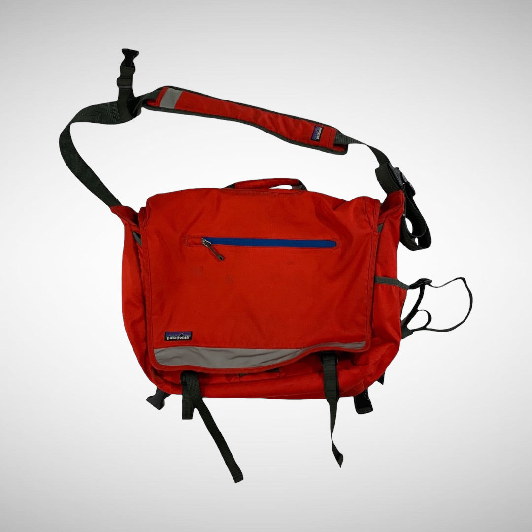 patagonia mini messenger bag drumfire red Patagonia 3M Messenger Bag (2000s) – VILIS VINTAGE