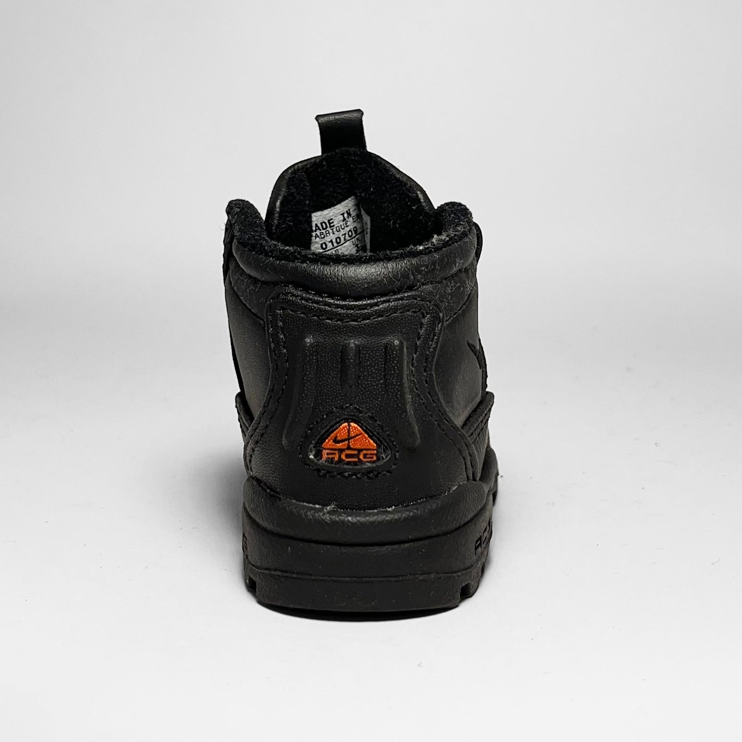 Nike ACG Baby Nestuca (2001)