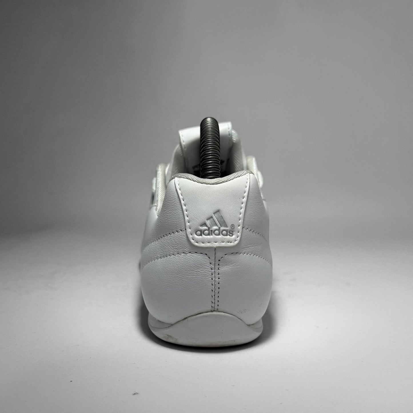 Adidas (2010)
