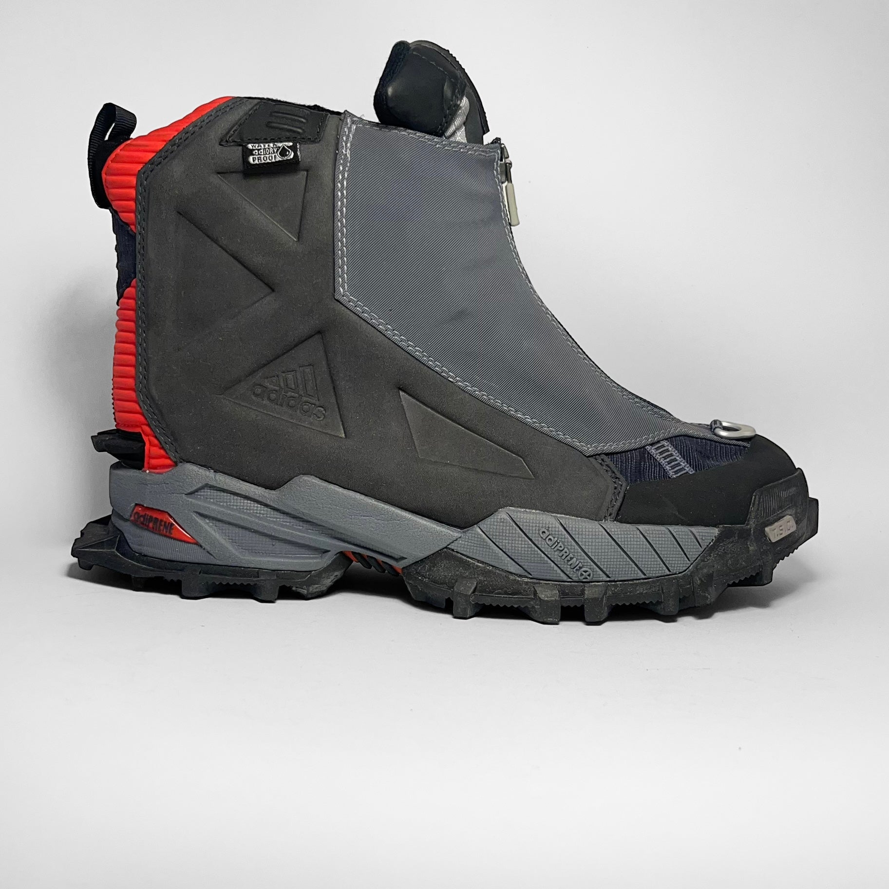 Adidas 'Conrax-III' Adventure Women (2001) – VILIS VINTAGE