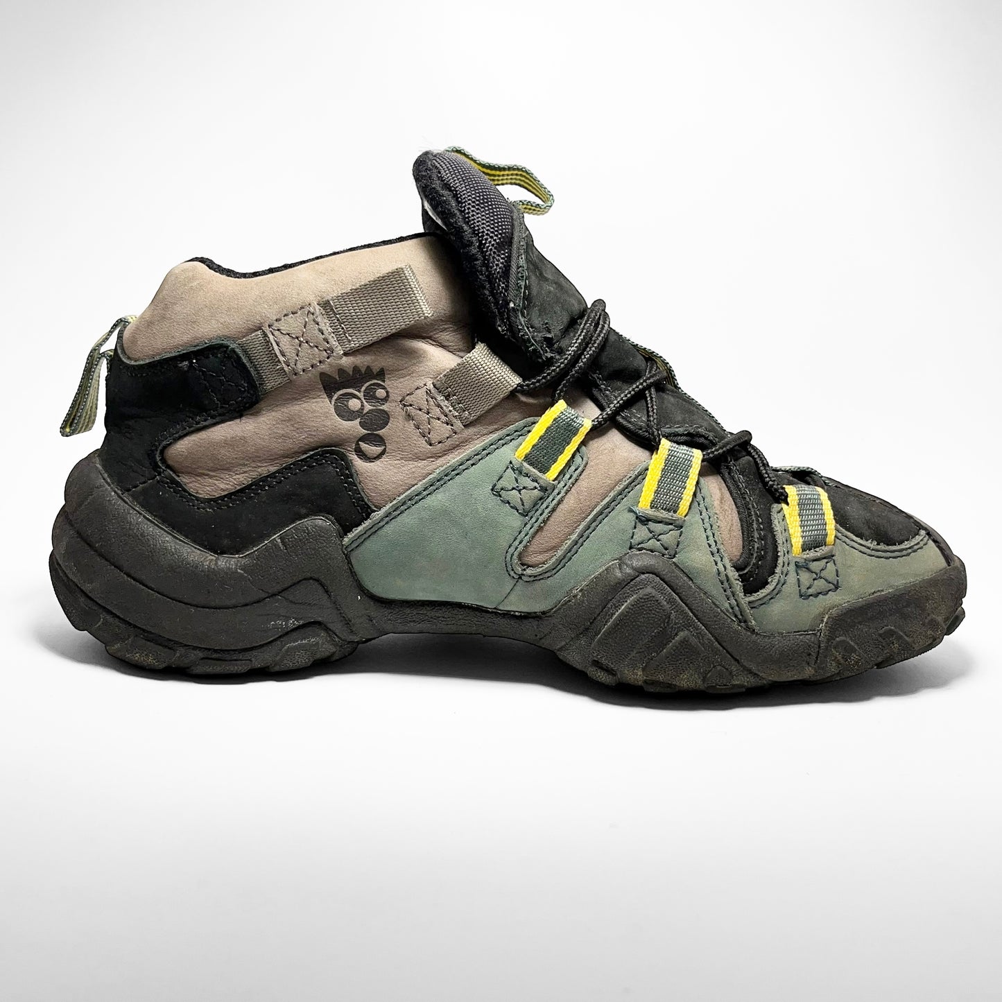 Adidas Arooga Mid Equipment Boots (1997)