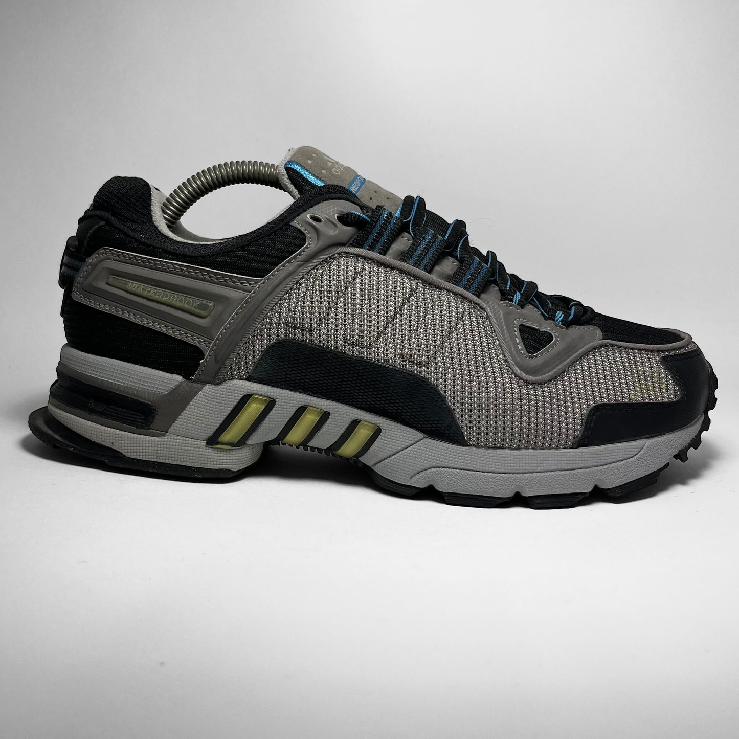 Adidas 'Response TR8' Waterproof (2002) – VILIS VINTAGE