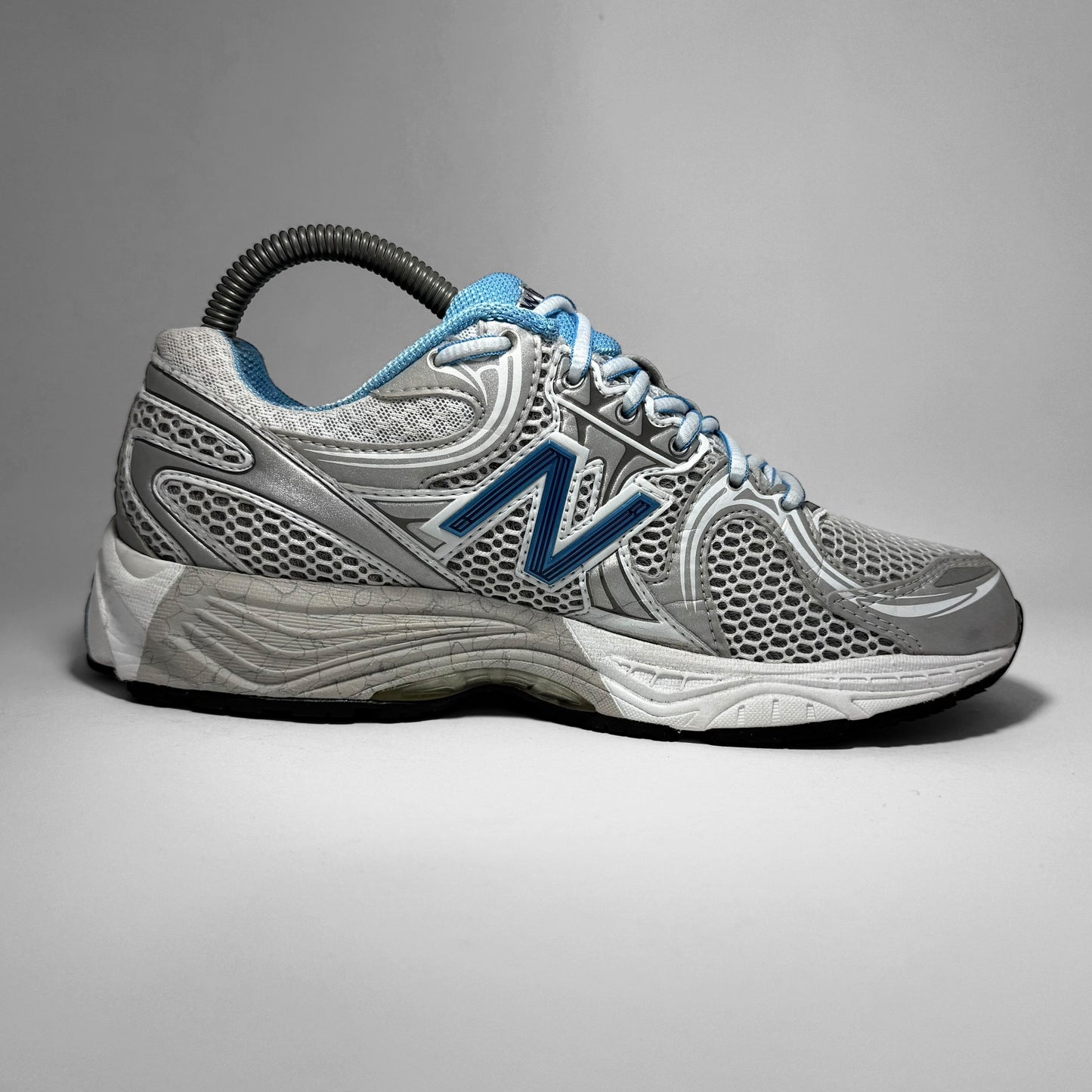 New Balance 860 (2011)