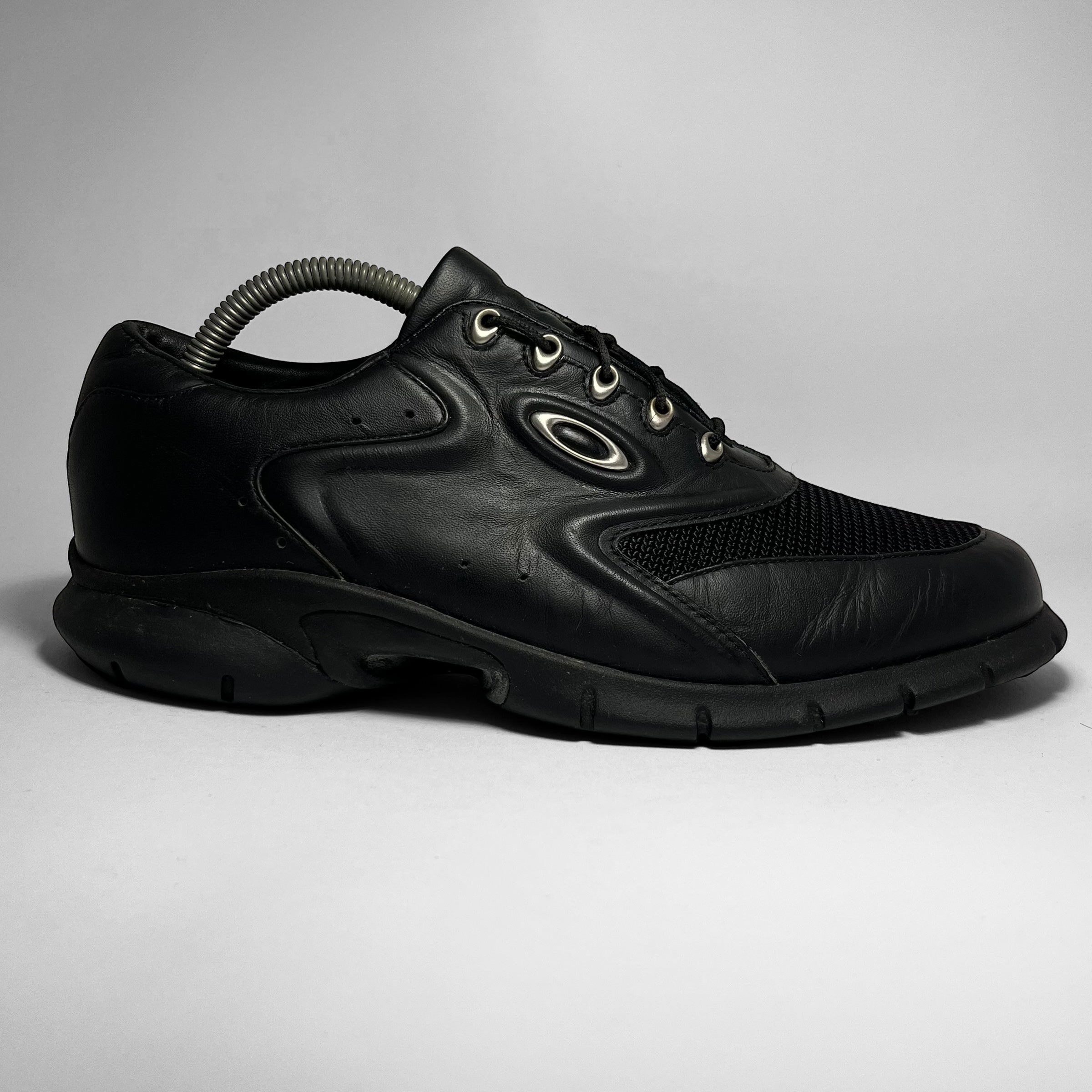 Oakley 'Sample' Golf Leather Shoes (2000s) – VILIS VINTAGE