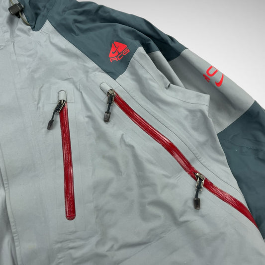 Nike ACG Gore-Tex Jacket w/ Recco (2000s)