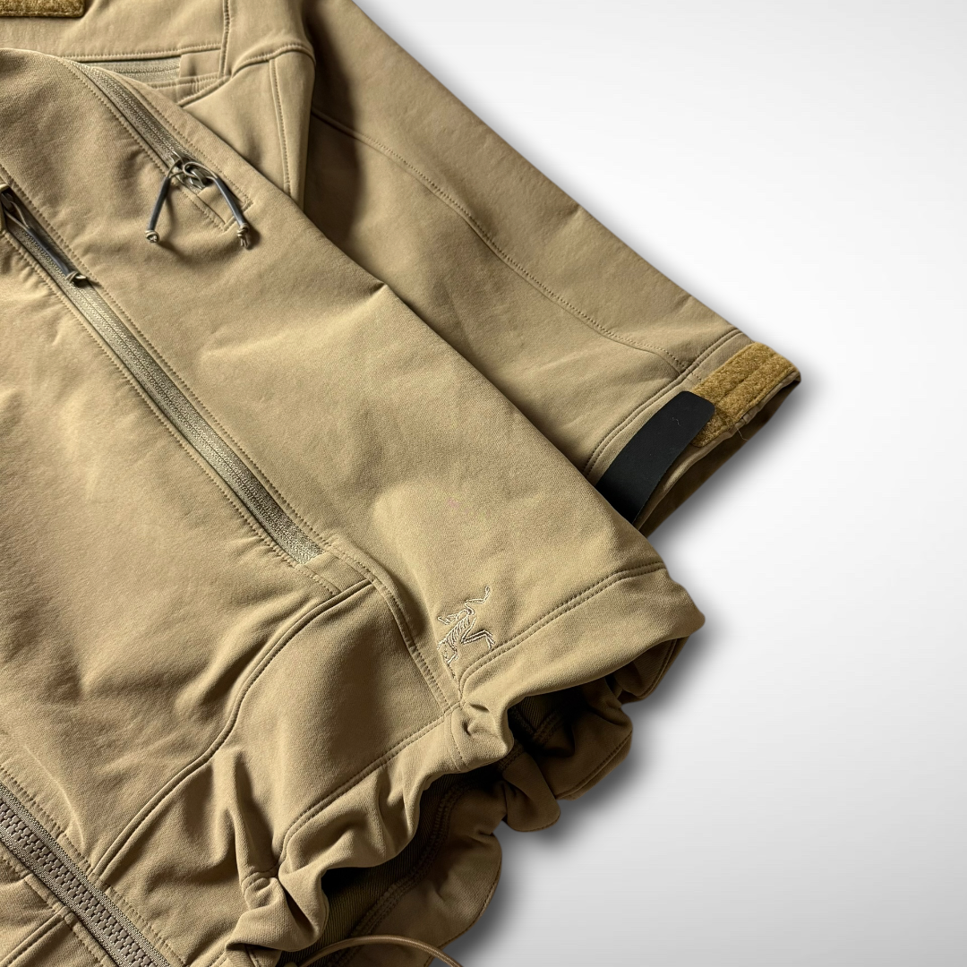 Arc’Teryx LEAF DRAC Soft-shell (2016)