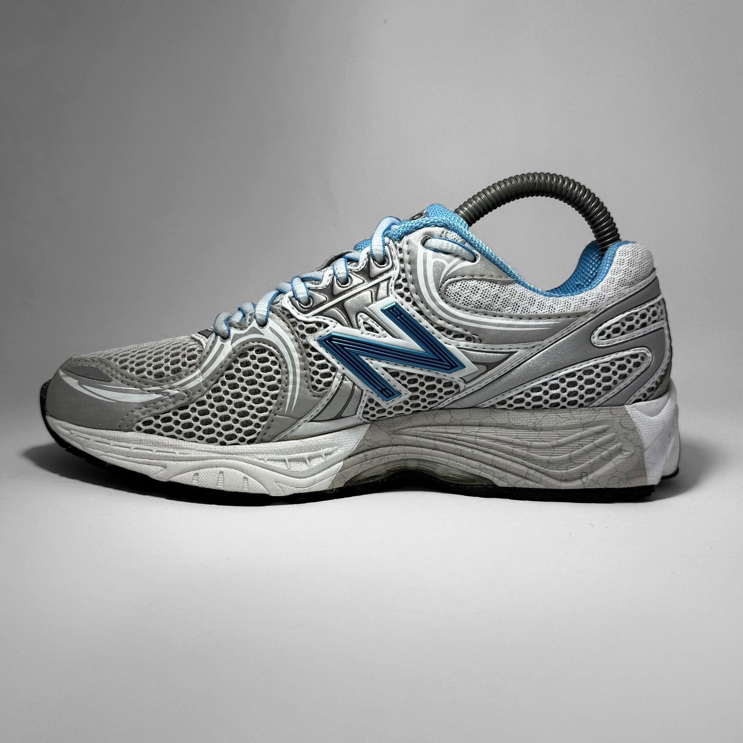 New Balance 860 (2011)