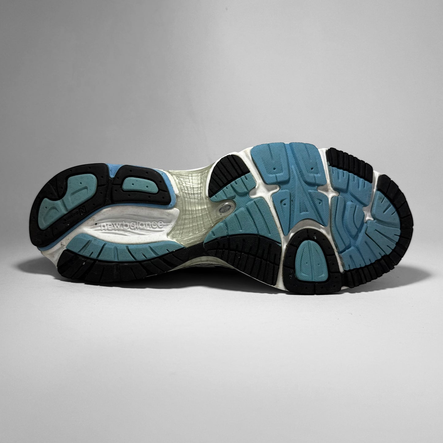 New Balance 860 (2011)