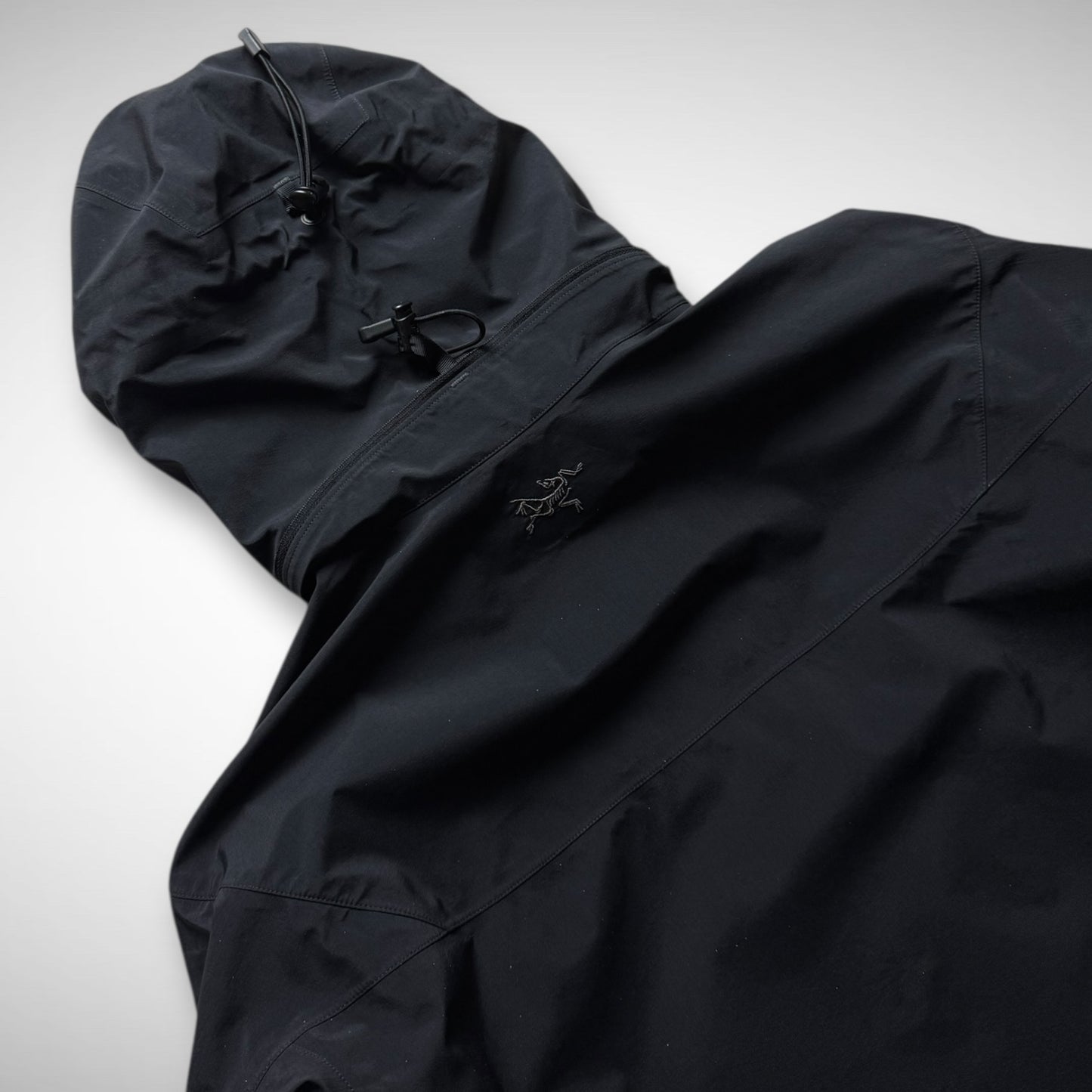 Arc’Teryx LEAF Alpha Gen 1 GTX (2011)