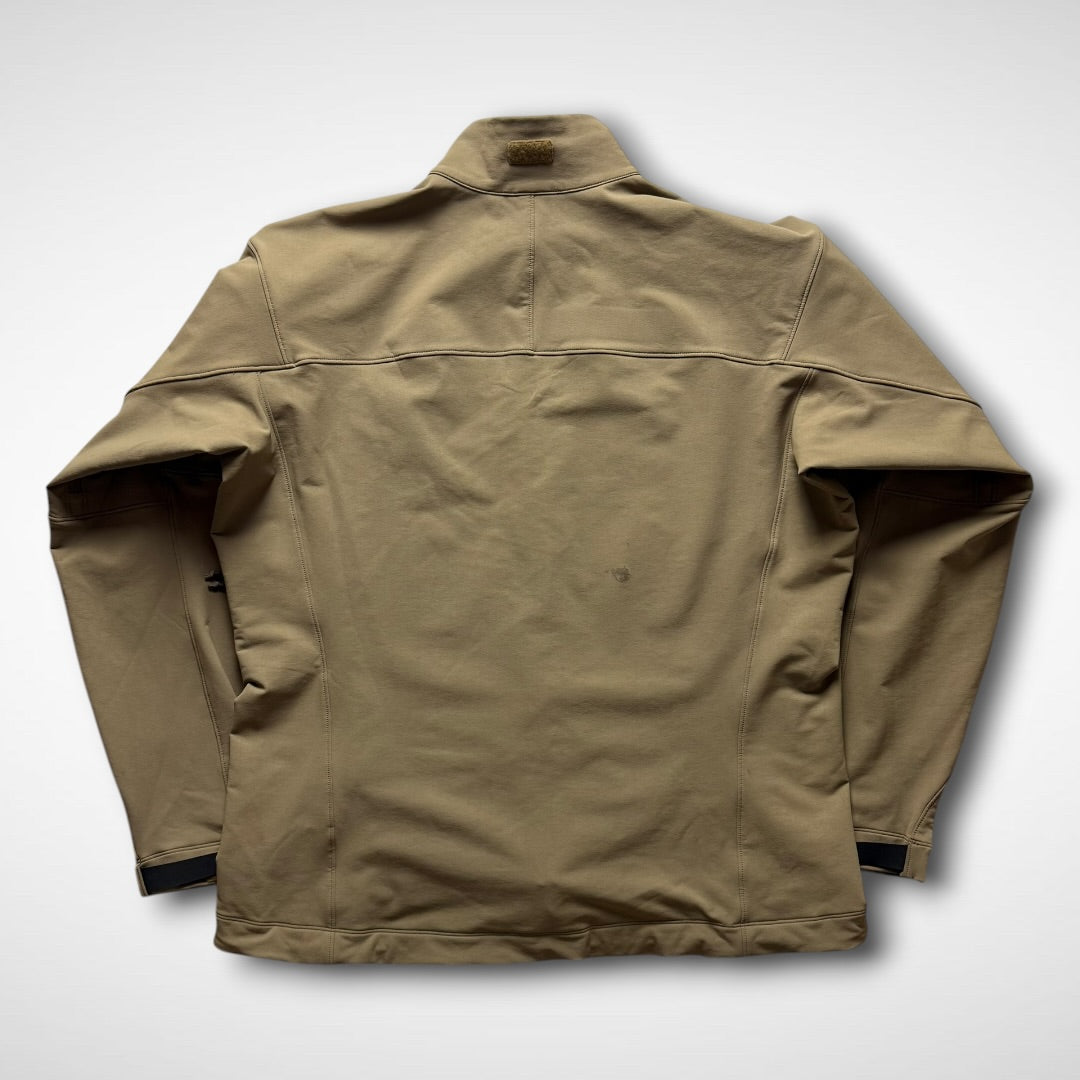 Arc’Teryx LEAF DRAC Soft-shell (2016)