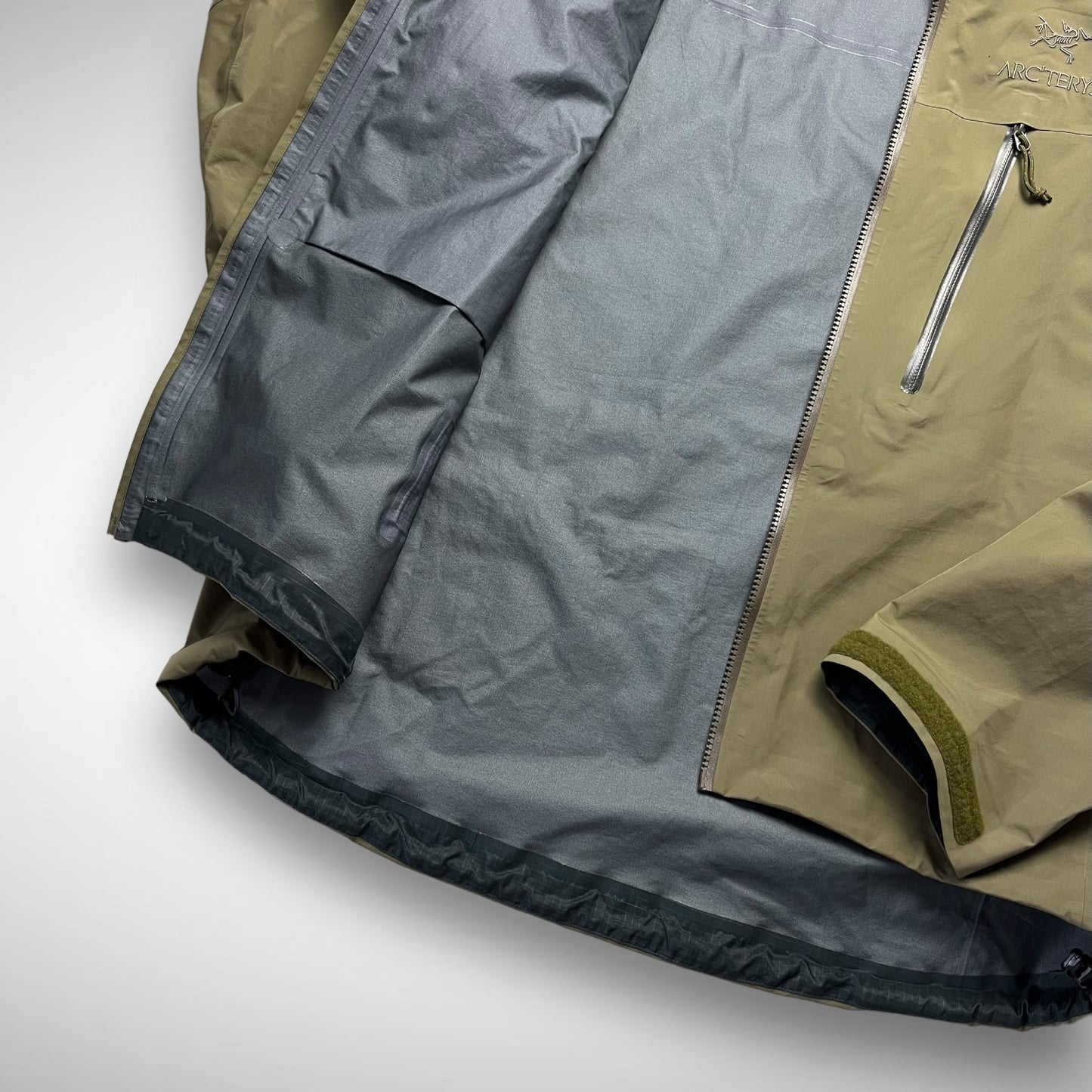 Arc’Teryx LEAF Alpha ‘Crocodile’ Gen2 (2013)