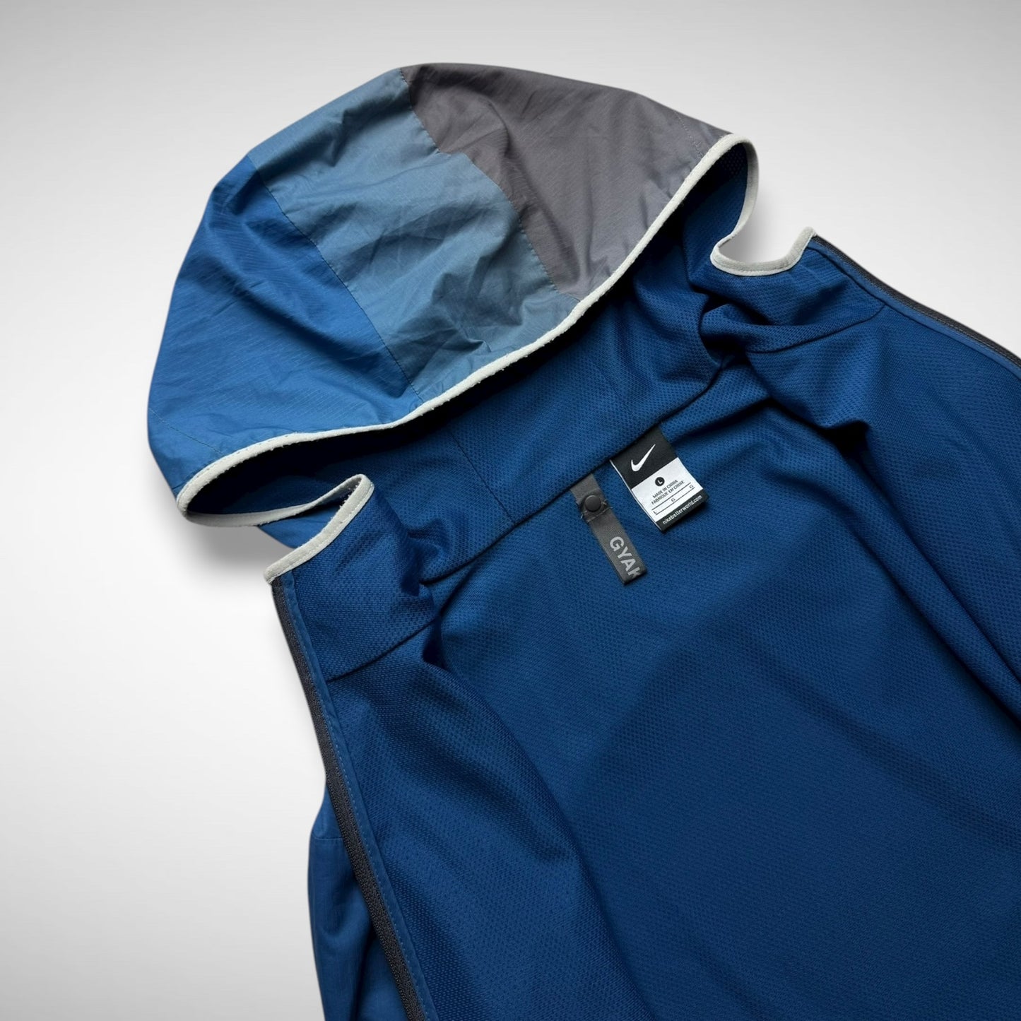 Nike x UNDERCOVER Gyakusou Fade Hooded Jacket (2014)