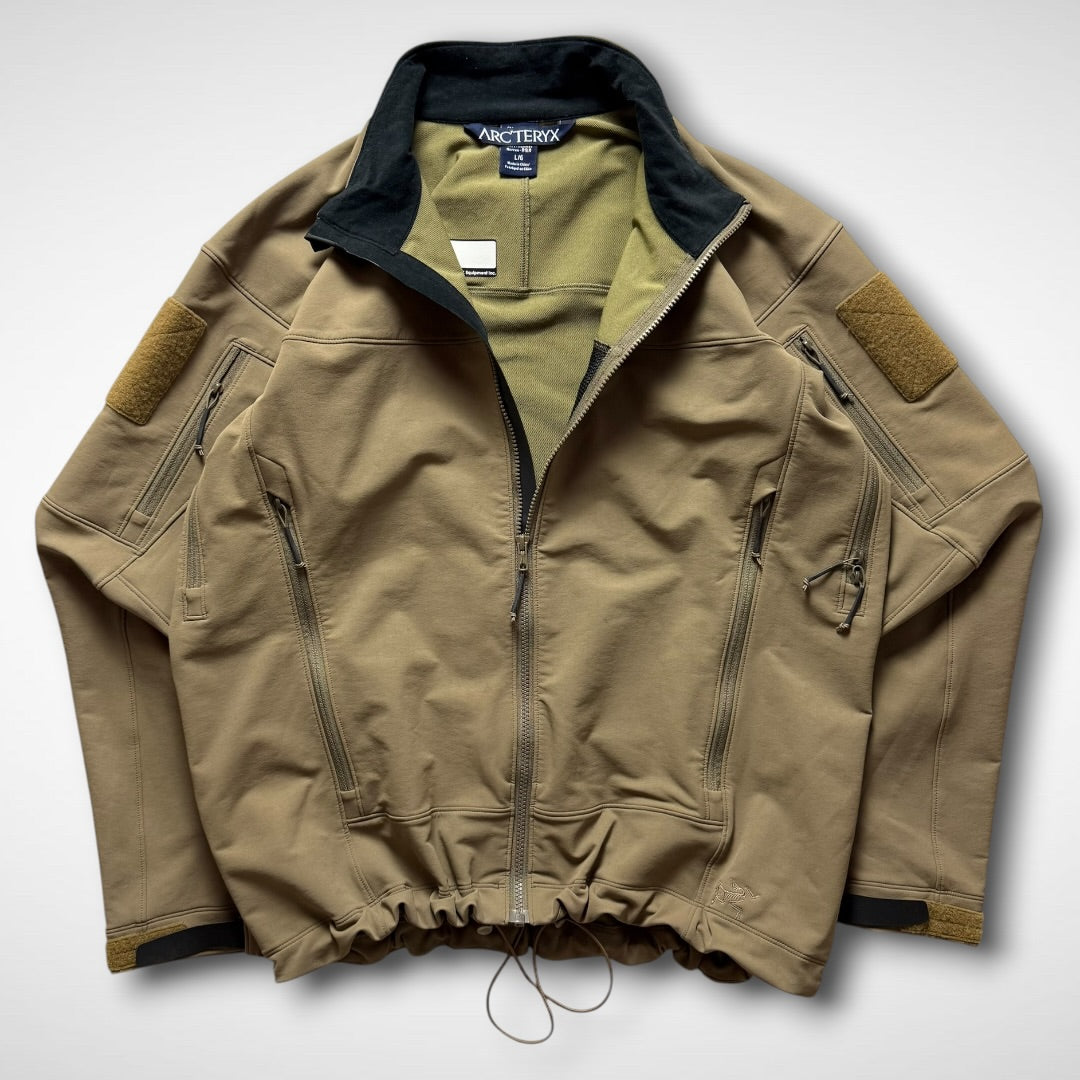 Arc’Teryx LEAF DRAC Soft-shell (2016)